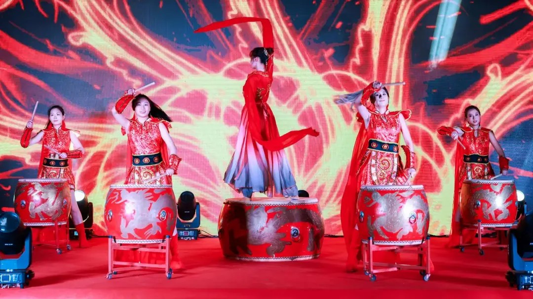 在绿都，我们共度中秋久久相伴